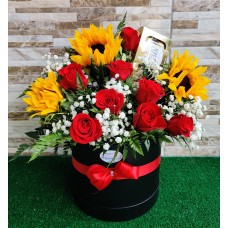 CV01 Box Roses and Sunflowers