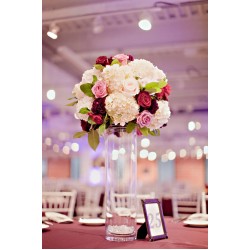 TO60 Centro de Mesa con Hortensias y Rosas 